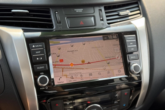 Nissan NAVARA (2020)