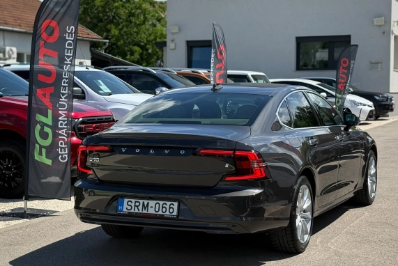 Volvo S90 (2021)