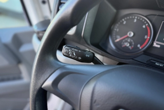 Volkswagen CRAFTER (2024)