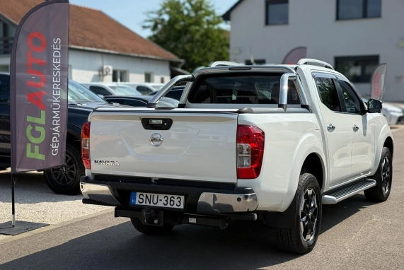 Nissan NAVARA (2020)
