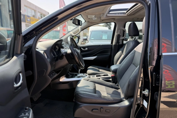 Nissan NAVARA (2021)