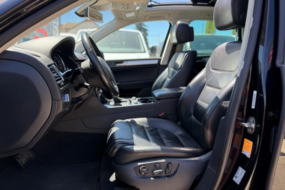 Volkswagen TOUAREG (2016)