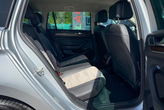 Volkswagen PASSAT VIII (2015)