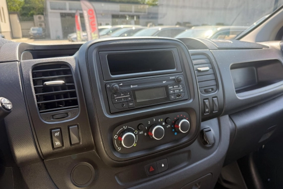 Renault TRAFIC (2020)