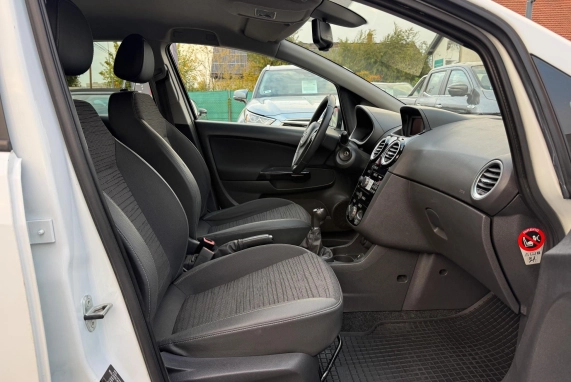 Opel CORSA (2015)