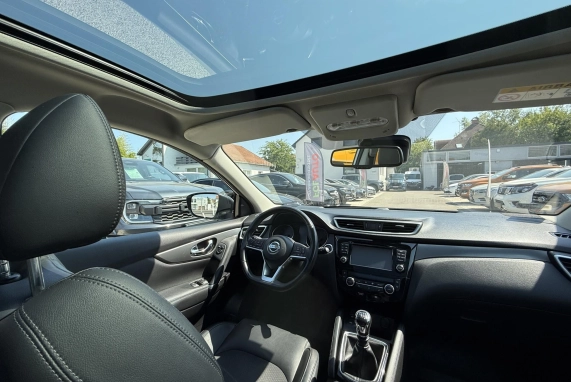 Nissan QASHQAI (2018)