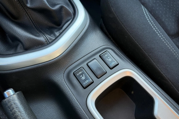 Nissan NAVARA (2017)