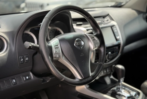 Nissan NAVARA (2019)