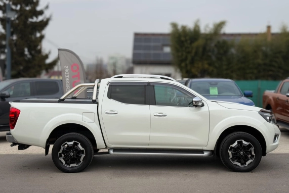Nissan NAVARA (2020)