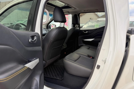 Nissan NAVARA (2019)