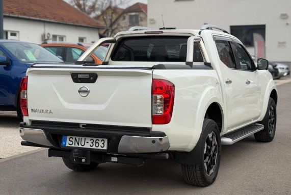 Nissan NAVARA (2020)