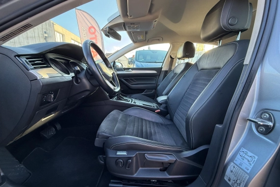 Volkswagen PASSAT (2021)