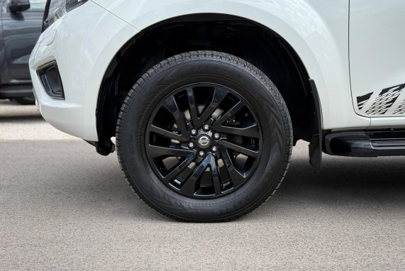 Nissan NAVARA (2019)
