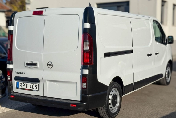 Opel VIVARO (2019)