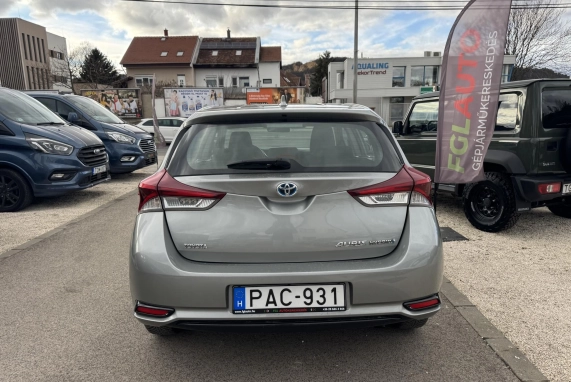 Toyota AURIS (2017)