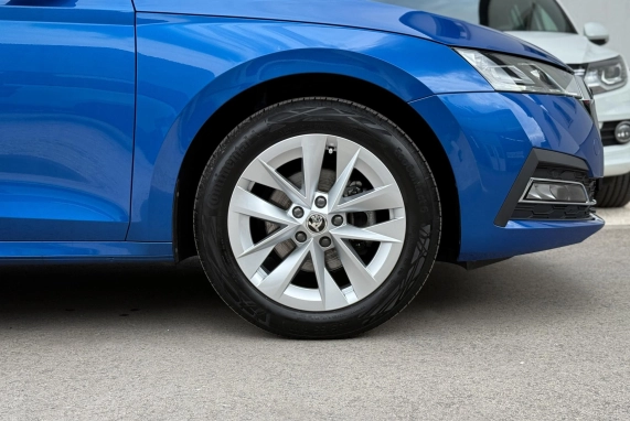 Skoda OCTAVIA (2022)