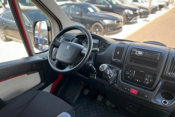 Peugeot BOXER (2015)