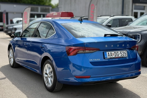 Skoda OCTAVIA (2022)