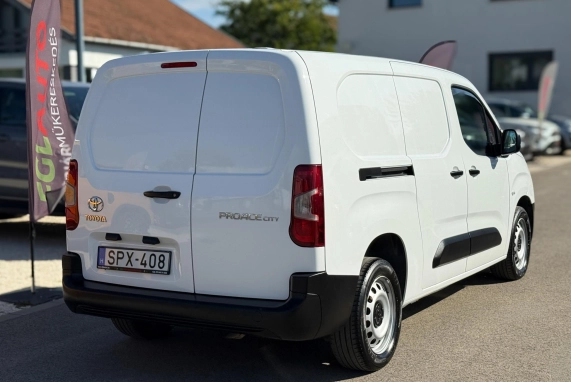 Toyota PROACE (2021)
