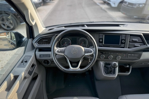Volkswagen MULTIVAN (2021)