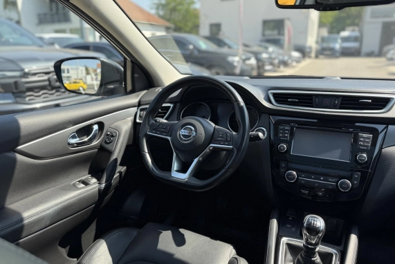 Nissan QASHQAI (2018)