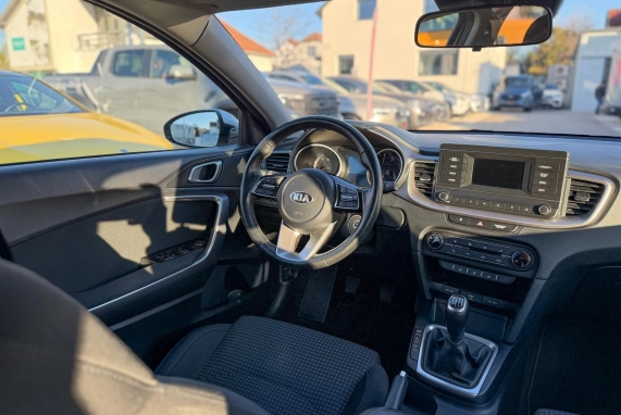 Kia CEE'D (2021)