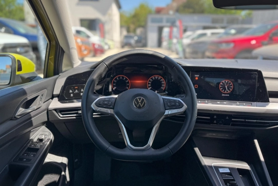 Volkswagen GOLF VIII (2020)