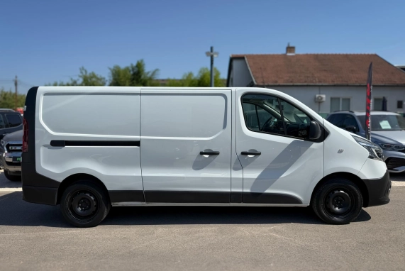 Renault TRAFIC (2020)