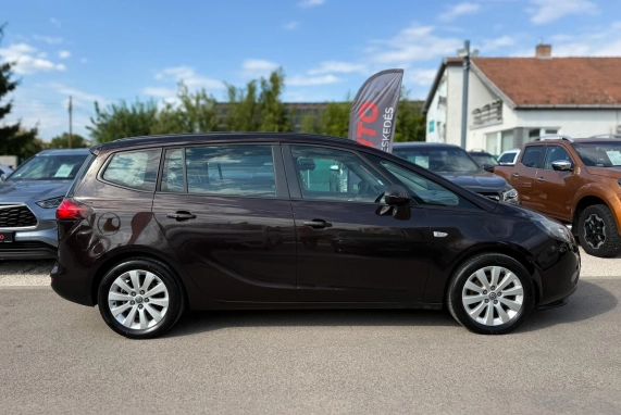 Opel ZAFIRA (2012)