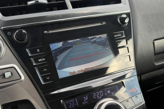 Toyota PRIUS+ (2019)