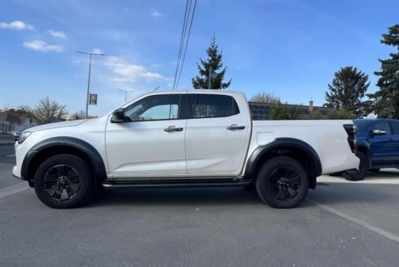 Isuzu D-MAX (2022)