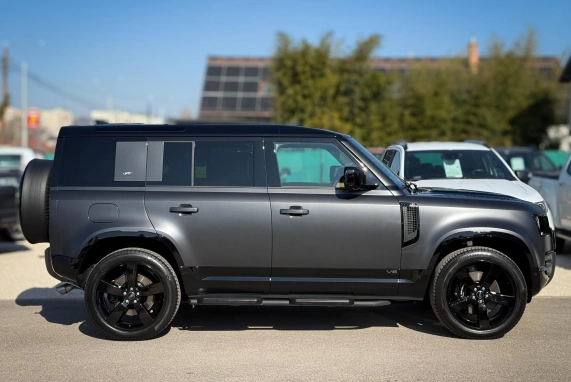 Land rover DEFENDER (2024)