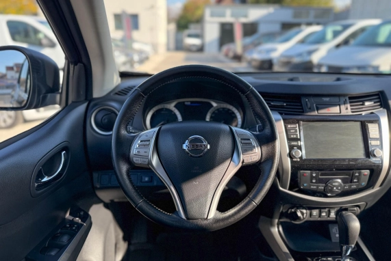 Nissan NAVARA (2020)