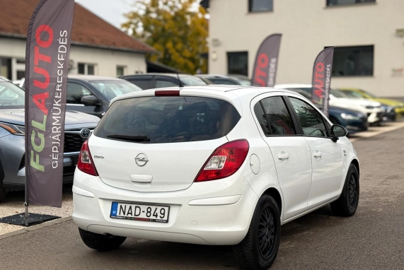 Opel CORSA (2015)