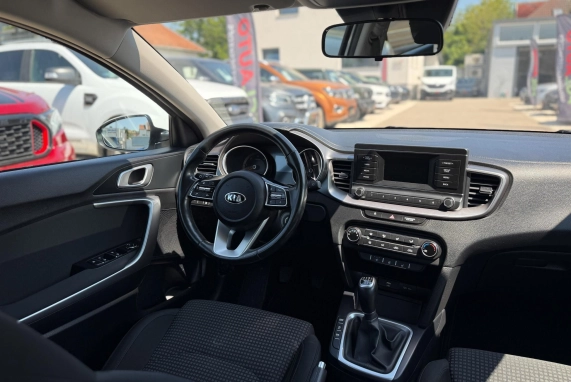 Kia CEE'D (2021)