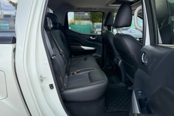 Nissan NAVARA (2019)