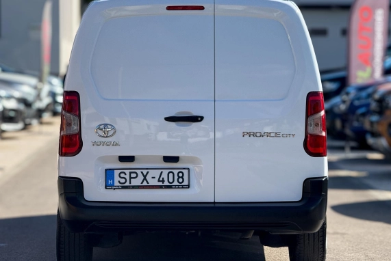 Toyota PROACE (2021)
