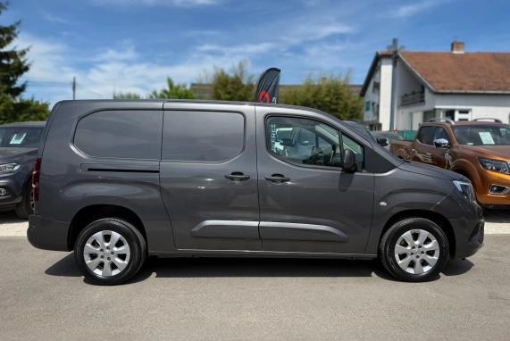 Opel COMBO (2021)