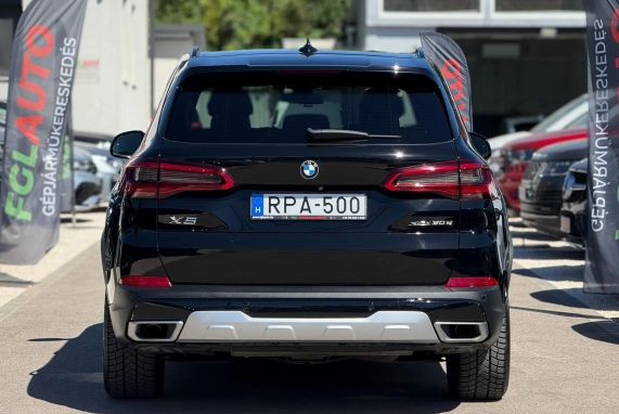 BMW X5 (2019)