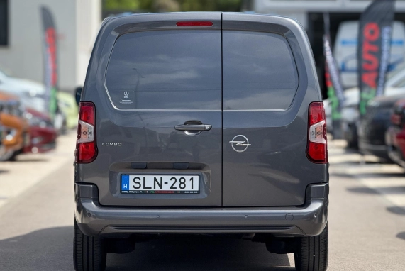 Opel COMBO (2021)