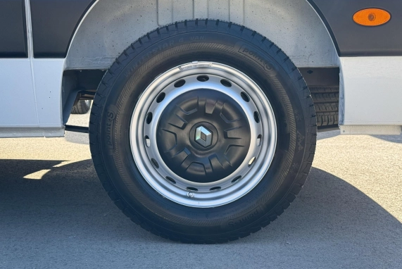 Renault MASTER (2021)