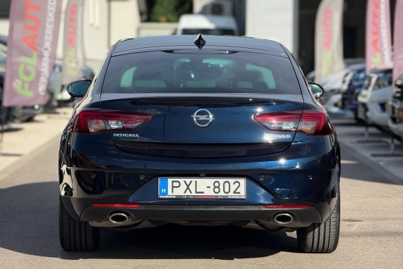 Opel INSIGNIA (2018)