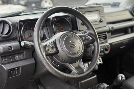 Suzuki JIMNY (2022)