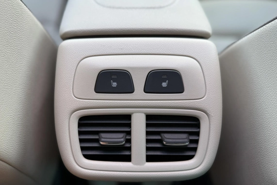 Opel INSIGNIA (2018)