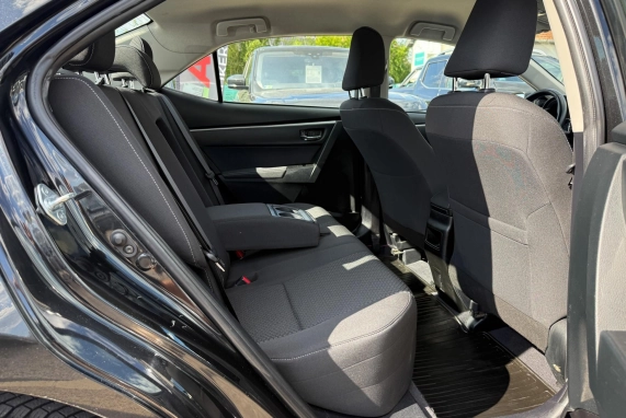 Toyota COROLLA (2014)