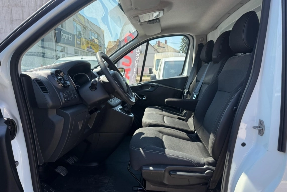 Renault TRAFIC (2020)