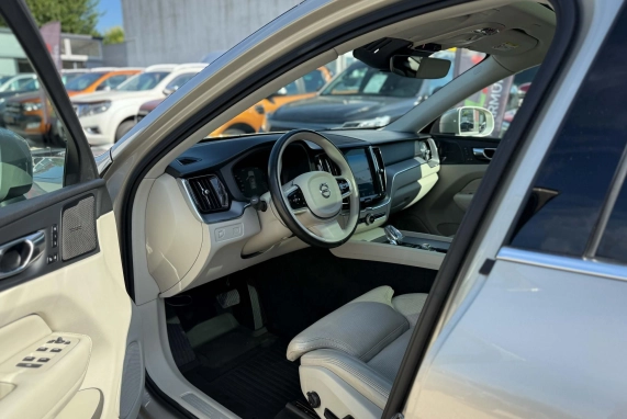 Volvo XC60 (2019)