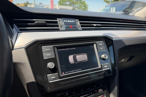 Volkswagen PASSAT VIII (2020)