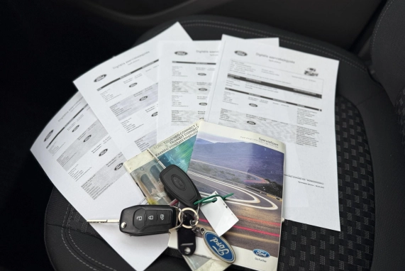 Ford CONNECT (2021)
