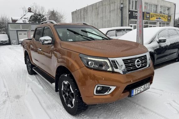 Nissan NAVARA (2022)